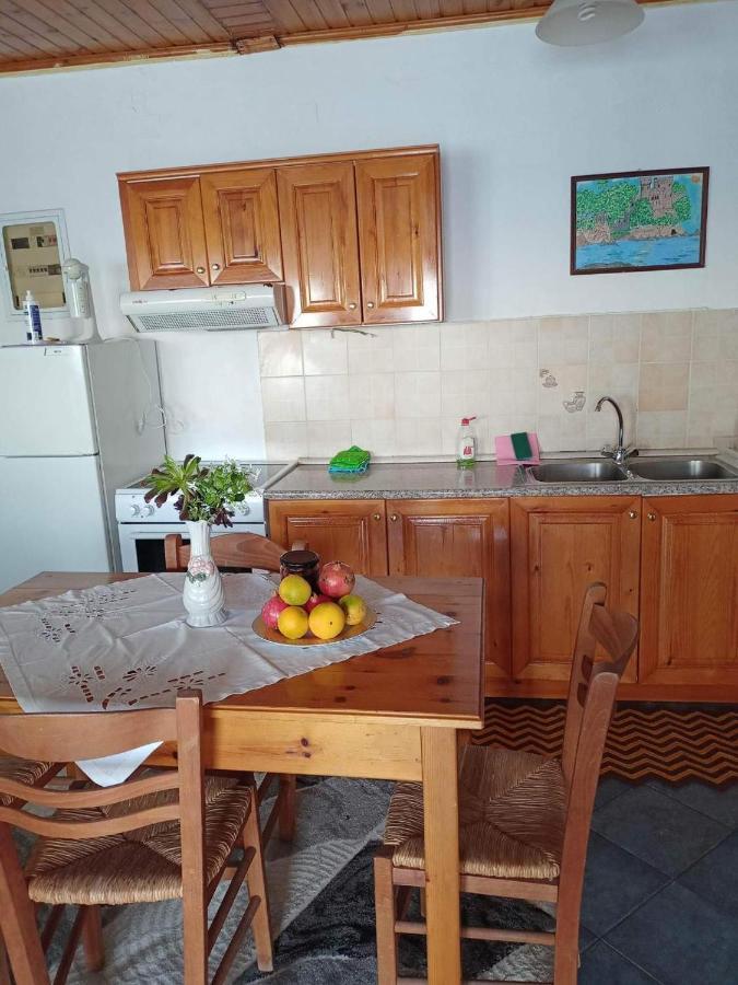 Giota & Antonia Apartments Koróni Buitenkant foto