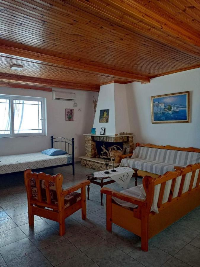 Giota & Antonia Apartments Koróni Buitenkant foto